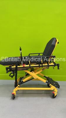 Stryker Power Pro TL Electric Ambulance Stretcher with Mattress (Powers Up with Donor Battery - No Battery Included) *S/N 100340704*
