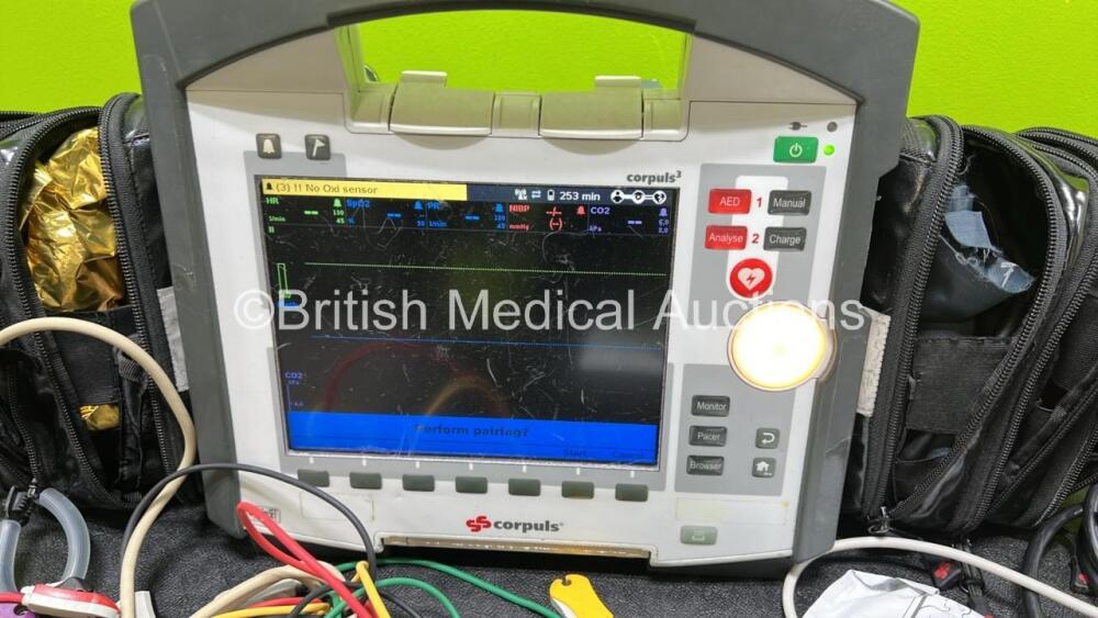 GS Corpuls3 Slim Defibrillator Ref : 04301 (Powers Up) with Corpuls ...