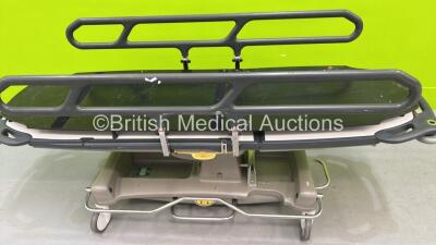 Anetic Aid QA3 Patient Trolley (Hydraulics Tested Working) - 4