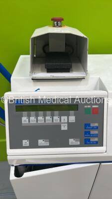 HS Meridian Merlite MC-GY Laser with Footswitch (Powers Up - No Screen Due to No Key) - 2