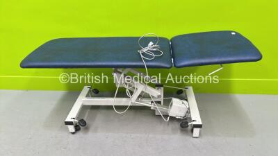 Plinth 2000 Electric Patient Couch with Controller (Powers Up) *S/N 502EM1308881*