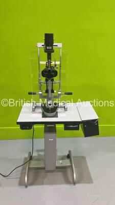 Haag Streit Bern SL900 Slit Lamp with Binoculars, 2 x 12,5x Eyepieces and Chin Rest on Hydraulic Table (Powers Up with Good Bulb - Table Missing 2 x Wheels) *S/N 900.1.368966*