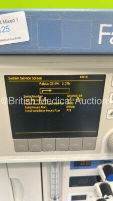 Drager Fabius GS Anaesthesia Machine Software Version 3.37b - Total Hours Run 69666 - Total Ventilator Hours 771 with Bellows and Hoses (Powers Up) *S/N ARWK0184* - 5