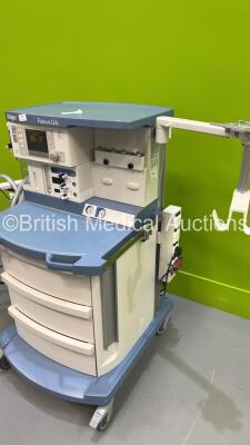 Drager Fabius GS Anaesthesia Machine Software Version 3.37b - Total Hours Run 69666 - Total Ventilator Hours 771 with Bellows and Hoses (Powers Up) *S/N ARWK0184* - 9