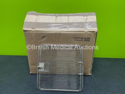 35 x Flat Basket Lids *300 x 300 mm* (Like New)