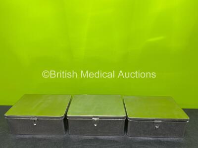 10 x Boxes with Lids and Locking Clamp *260 x 190 x 100 mm* (3 in Photo - 10 in Total)