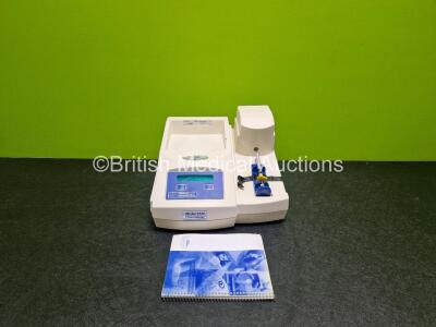 Advanced Instruments Model 3320 Osmometer (Powers Up)