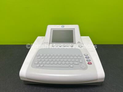 GE MAC3500 ECG Machine (Powers Up)