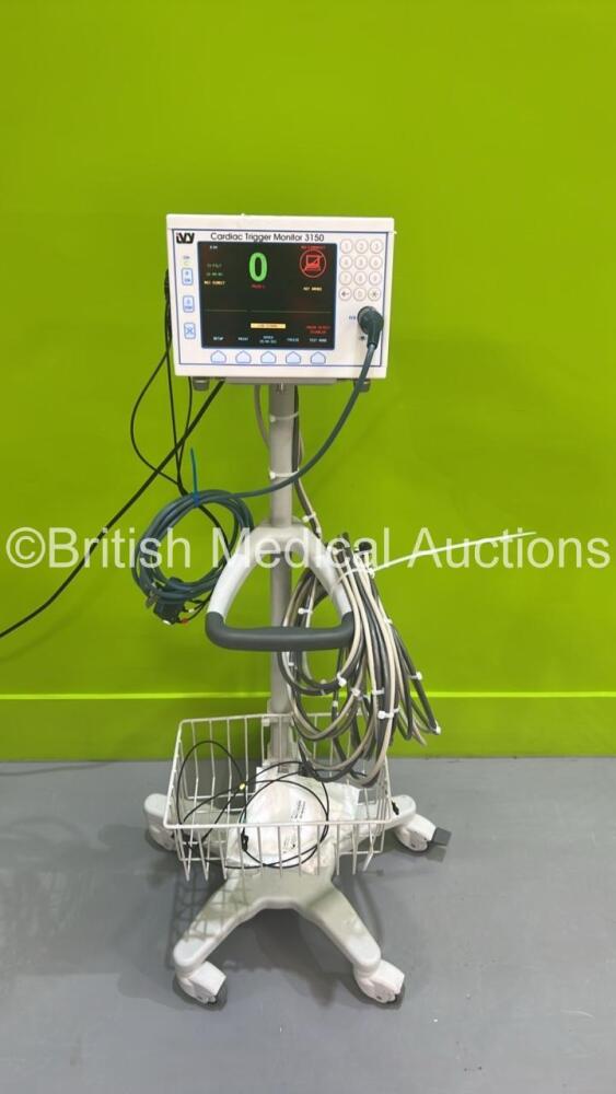 ivy Biomedical Cardiac Trigger Monitor 3150 on Stand with 3 Lead