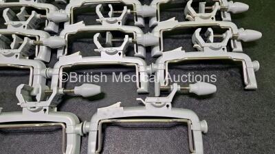 23 x B.Braun Pole Clamp SP Units Ref 8713130 (1 x Damaged - See Photos) - 8