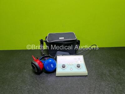 Kamplex KS 8 Screening Audiometer (Powers Up) in Case with Power Supply and Headphones *SN SN112130*