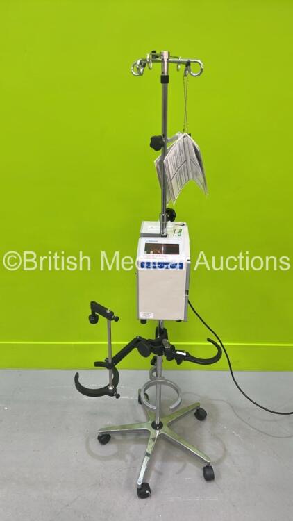 Belmont FMS2000 Rapid Infuser on Stand (Powers Up) *S/N 2012052973*