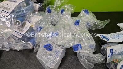 Mixed Lot Including 40 x Smiths Medical Single Patient Use Pump Pouch Ref 21-2170-64, 10 x Smiths Medical Single Use Pump Pouch Ref 21-2171-25, 13 x Airtraq Avant Guided Video Intubation Ref A-521 Small *All Expired*, 3 x Airtraq Avant Guided Video Intuba - 13