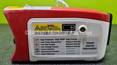 Smiths Medical ParaPAC Plus 310 Transport Ventilator MR Conditional *Mfd 2019* (Cracked Case - See Photos) with 1 x Hose and 1 x Lithium Battery *SN 1910108* - 4