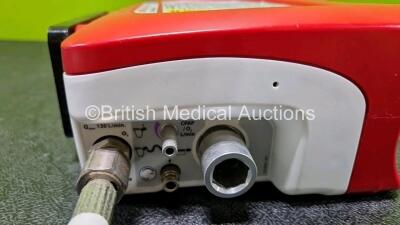 Smiths Medical ParaPAC Plus 310 Transport Ventilator MR Conditional *Mfd 2019* (Cracked Case - See Photos) with 1 x Hose and 1 x Lithium Battery *SN 1910041* - 6