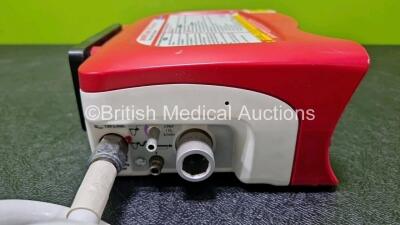 Smiths Medical ParaPAC Plus 310 Transport Ventilator MR Conditional (Cracked Case - See Photos) with 1 x Hose and 1 x Lithium Battery *SN 1506179* - 6