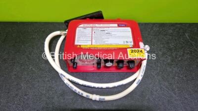 Smiths Medical ParaPAC Plus 310 Transport Ventilator MR Conditional *Mfd - 2017* with 1 x Hose 1 x Li-Ion Battery *SN 1701164 - 3