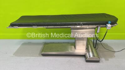 Stille Ref 530-1700 ImagiQ 2 EU 230V Operating Table for C-Arm with Mattress (Powers Up) *S/N 170013005*