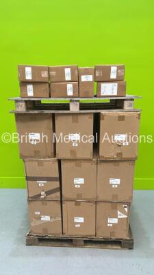 Pallet of Consumables Including 18 x Boxes of Perkin Elmer Automated WorkStation Tips and 7 x Boxes of Perkin Elmer PP Reservoir 4 Columns (OUT OF DATE)