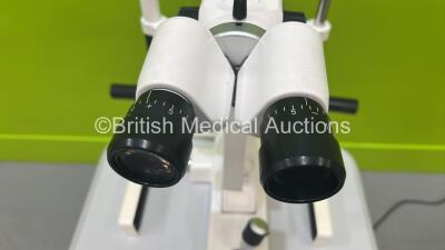 Keeler SL-40 H Slit Lamp with Binoculars, 2 x 12,5x Eyepieces and Chin Rest on Table (Powers Up - Good Bulb) *06120019* - 3