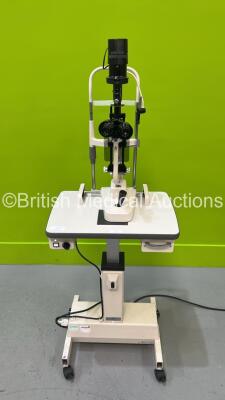 Topcon SL-3C Slit Lamp with 2 x 10x Eyepieces on Topcon Motorised Table (Powers Up)