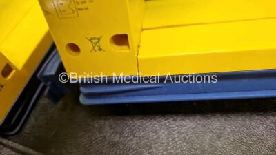 4 x Laerdal LSU Suction Units (All No Power, 2 x with Damage to Casing - See Photos) - 7