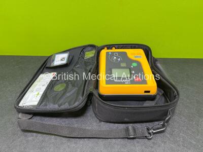 Welch Allyn AED 10 Defibrillator in Case