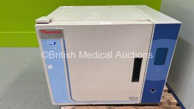 Thermo Midi 40 Co2 Incubator (No Power - Incomplete)