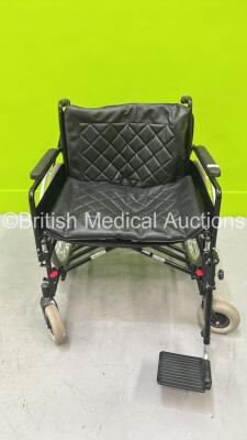 Bariatric Wheelchair (Missing 1 x Footrest) *1400*