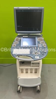 GE Voluson E8 Flat Screen Ultrasound Scanner *S/N D13553* **Mfd 2011** Software Version 10.0.4.3105 (Powers Up) ***IR889***