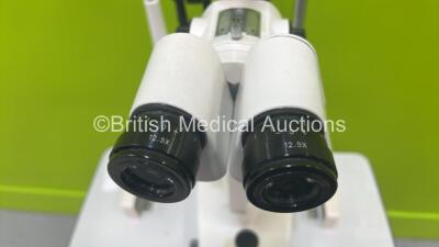 Grafton Optical Slit Lamp with Binoculars, 2 x 12,5x Eyepieces and Chin Rest on Motorized Table (Powers Up with Good Bulb) - 4