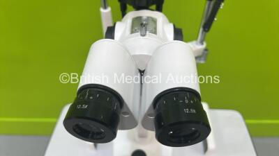 Grafton Optical Slit Lamp with Binoculars, 2 x 12,5x Eyepieces and Chin Rest on Motorized Table (Powers Up - No Light) - 4