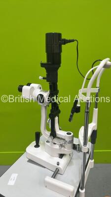 Grafton Optical Slit Lamp with Binoculars, 2 x 12,5x Eyepieces and Chin Rest on Motorized Table (Powers Up - No Light) - 8