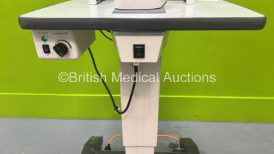 Grafton Optical Slit Lamp with Binoculars, 2 x 12,5x Eyepieces and Chin Rest on Motorized Table (Powers Up with Good Bulb) - 2