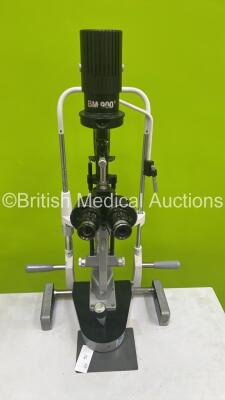 Haag Streit Bern BM 900 Slit Lamp with Binoculars, 2 x 10x Eyepieces and Chin Rest on Motorized Table (Unable to Power Test Due to No Power Supply Cable / Table Control Panel Damaged - See Pictures) *S/N 037771* - 3