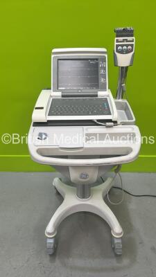 GE MAC5500 ECG Machine with 10-Lead ECG Lead on Stand (Powers Up) *S/N SCD08232731PA*