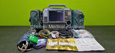 Physio-Control Lifepak 15 Monitor / Defibrillator *Mfd 2010* Ref 99577-000025, P/N - V15-2-000030 Including Auxiliary, Pacer, SpO2, C02, NIBP, ECG and Printer Options with 4 Lead ECG Lead, 6 Lead ECG Lead, Paddle Lead with Test Load, SpO2 Cable, NIBP Hose