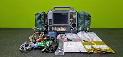 Physio-Control Lifepak 15 Monitor / Defibrillator *Mfd 2009* Ref 99577-000656, P/N - V15-2-000030 Including Auxiliary, Pacer, SpO2, C02, NIBP, ECG and Printer Options with 4 Lead ECG Lead, 6 Lead ECG Lead, Paddle Lead with Test Load, SpO2 Cable, NIBP Hose