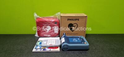 Philips Heartstart FRx Defibrillator (Powers Up) with 1 x Smart Pads II *Expiry Date 2025*, 1 x Battery Ref M5070A LiMnO2 *Install Before 2028* and 1 x Carry Case *All Like New - Excellent Condition*