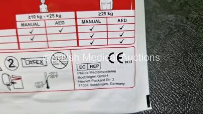 Philips Heartstart Intrepid Defibrillator *Mfd 06-2020* in Box (Powers Up) Including ECG and Printer Options with 1 x Paddle Lead, 1 x 3 Lead ECG Lead, 1 x Li-ion Rechargeable Battery, 1 x Power Cord, 8 x Philips Heartstart Pads *All Expired* and User Man - 22