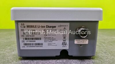 Physio Control Ref 11141-000108 Mobile Li-ion Charger with 2 x Lithium Rechargeable Batteries (Powers Up) - 7