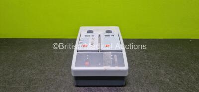 Physio Control Ref 11141-000108 Mobile Li-ion Charger with 2 x Lithium Rechargeable Batteries (Powers Up)