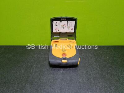 Medtronic Lifepak CR Plus Defibrillator *Mfd - 2012* (Powers Up)