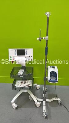 1 x Fisher&Paykel Airvo2 on Stand (Powers Up - Blank Screen) 1 x Huntleigh FM800 Encore Fetal Monitor (Spares / Repairs) and 1 x Huntleigh Sonicaid FD I Doppler