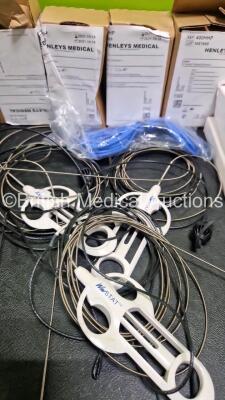 Mixed Lot Including Thermo Oriel Digital Exposure Control Unit, 5 x Henleys Medical 400HHP Cables, 1 x CADD-Legacy Infusion Pumps, 3 x Esco Warstat Graspers and 3 x AMS Ref 0010-0612 Cables - 4