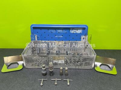 4 x deSoutter Attachments, 3 x Chuck Keys and 2 x deSoutter Battery Transfer Shields in Tray