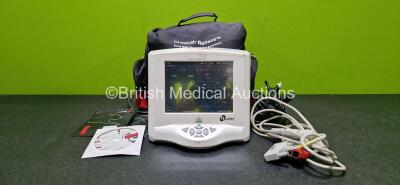 Cheetah Medical Nicom Reliant Monitor with Accessories in Carry Bag (Powers Up)