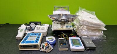 Mixed Lot Including 1 x BiliCheck Non-Invasive Bilirubin Analyzer with 2 x Batteries, 1 x Bili Check Charger and 1 x Power Supply, 1 x Dni Nevada Patient Simulator, 1 x Welch Allyn HR 300 with 7 Lead ECG Lead, 1 x IntelliVue MX40 Unit (Cracked Screen - Se