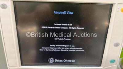 Datex-Ohmeda Aespire View Anaesthesia Machine Software Version 6.30 Bellows and Hoses (Powers Up) *S/N APHT00447* - 2