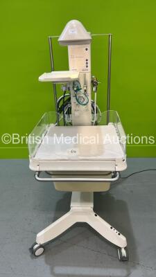 Fisher and Paykel Neopuff Infant Resuscitator with Mattress and Hoses (Powers Up) *S/N 090224000306*